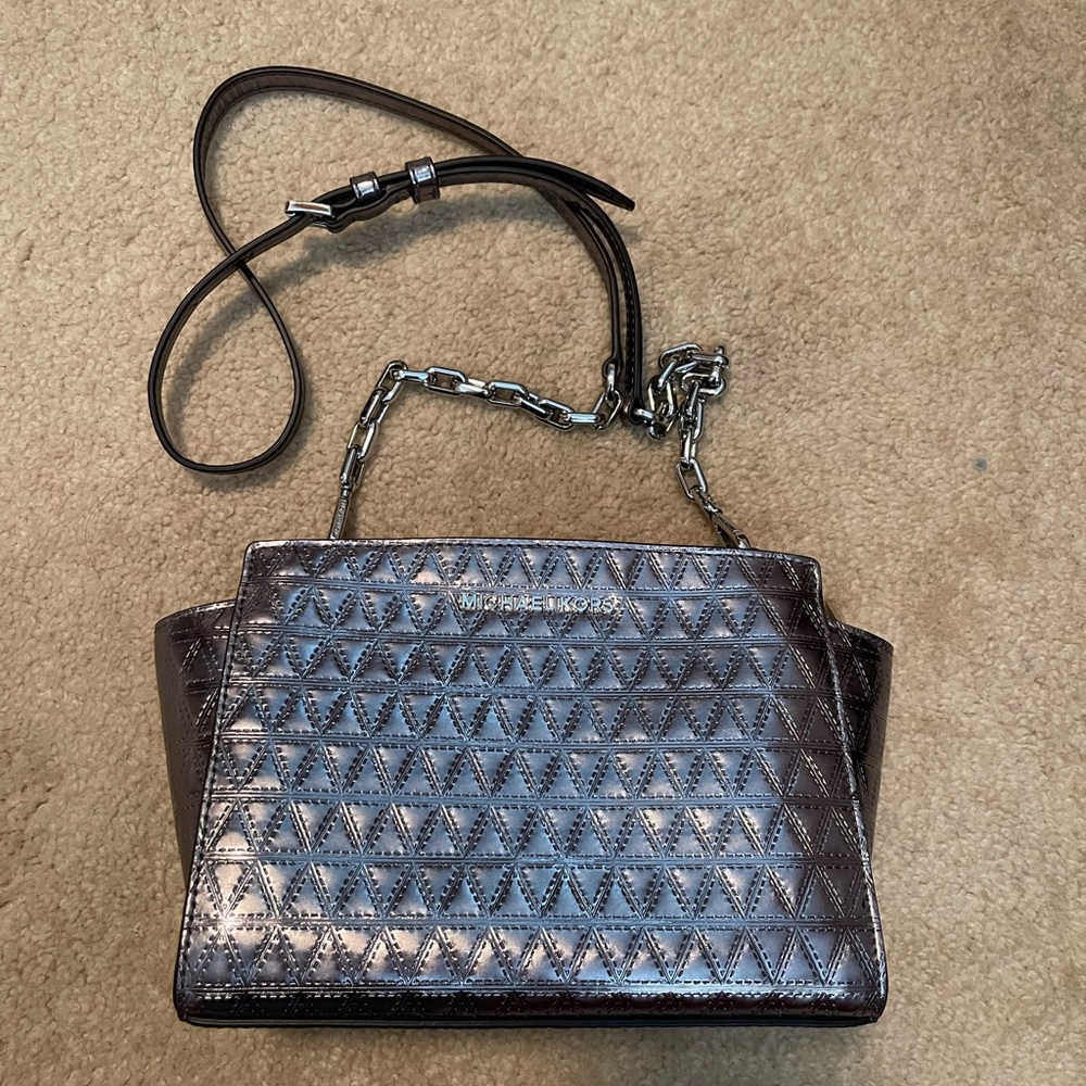 NEVER USED Silver Crossbody Michael Kors Silver Bag, Original Dust Bag Included